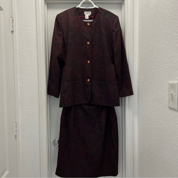 Vintage Collections Burgundy Floral Blazer Skirt Set Size 14 2 Piece Outfit - Picture 2 of 13